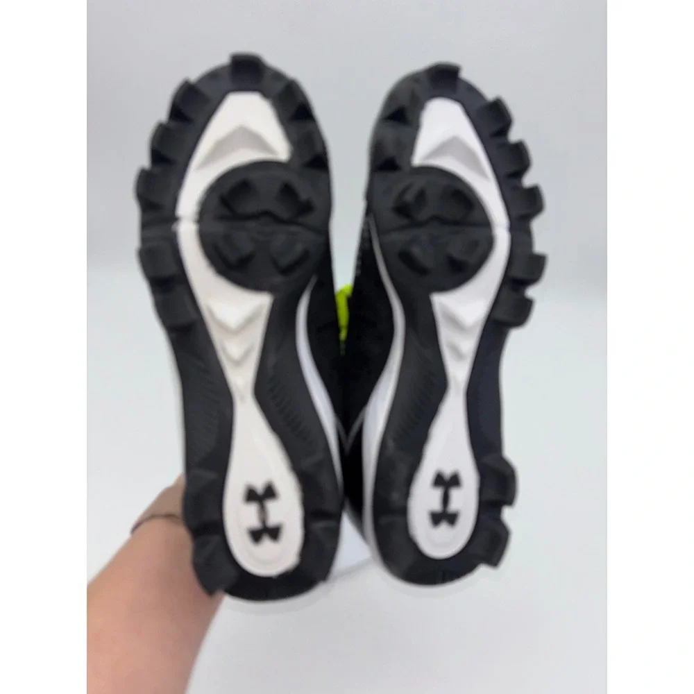 UNDER ARMOUR Girls Softball Cleats Women's NEW Glyde Shoe Black‎ Neon Yellow 7